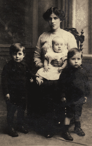 Blythe family, courtesy Anne Walsh