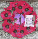 wreath 2006, by Simon Chambers